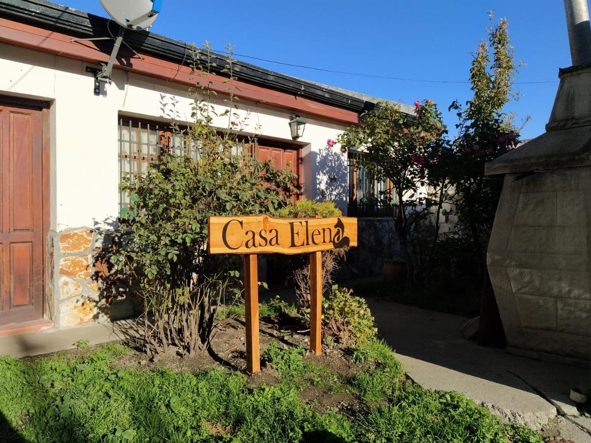 Casa Elena Bed & Breakfast อูซัวยา ภายนอก รูปภาพ